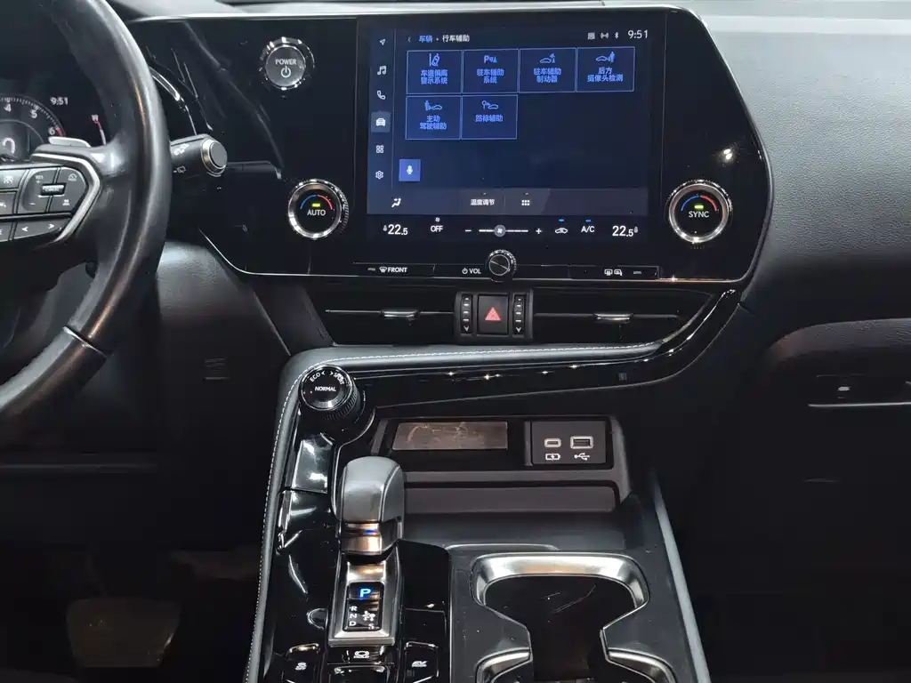 Lexus NX — миниатюра 25