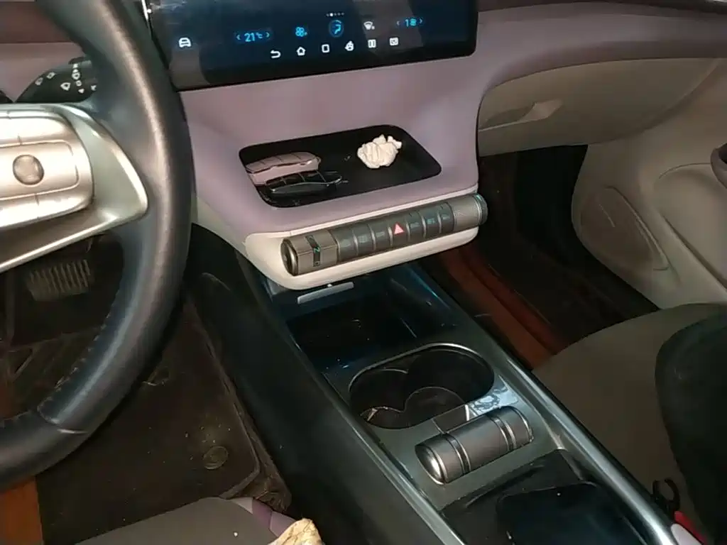 BYD Dolphin — миниатюра 14