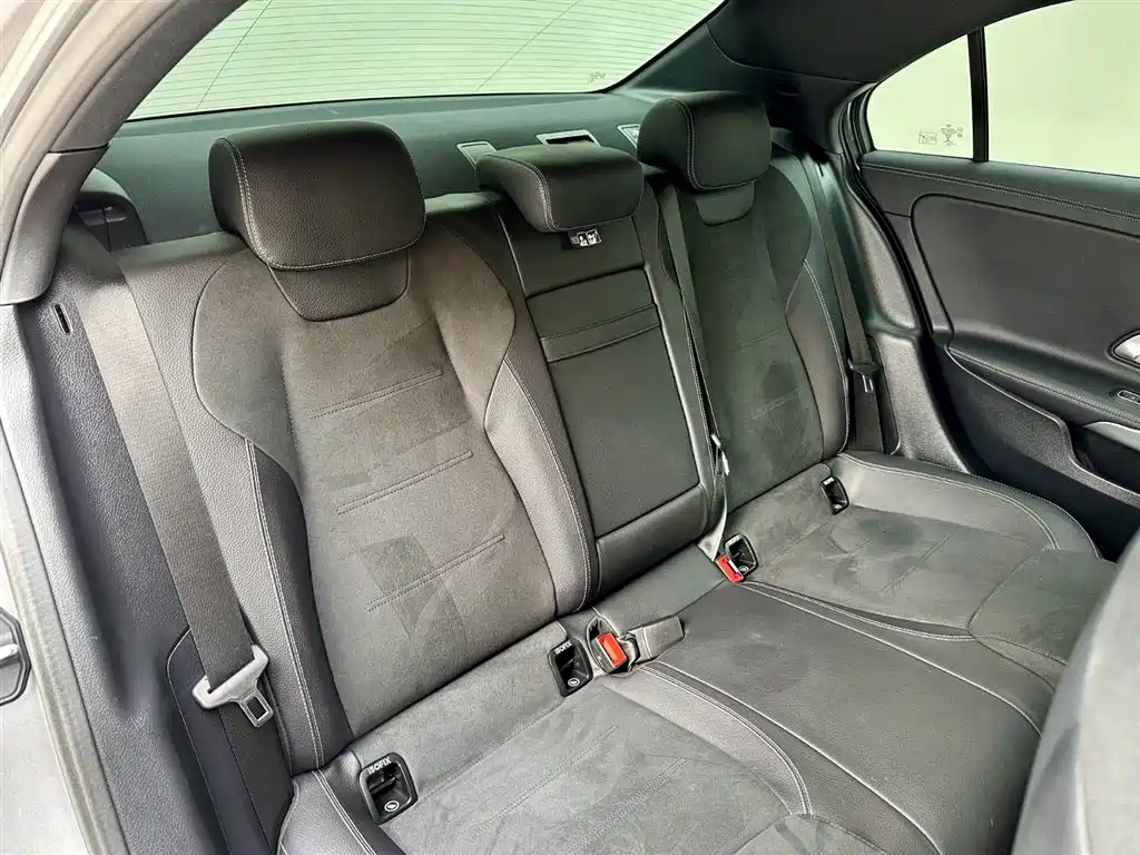 Mercedes-Benz A-Class A 2022 A 200 L Sport Fashion