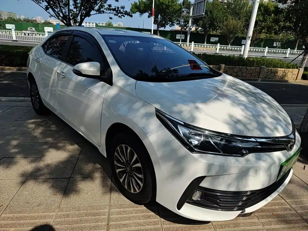 Toyota Corolla — миниатюра 4