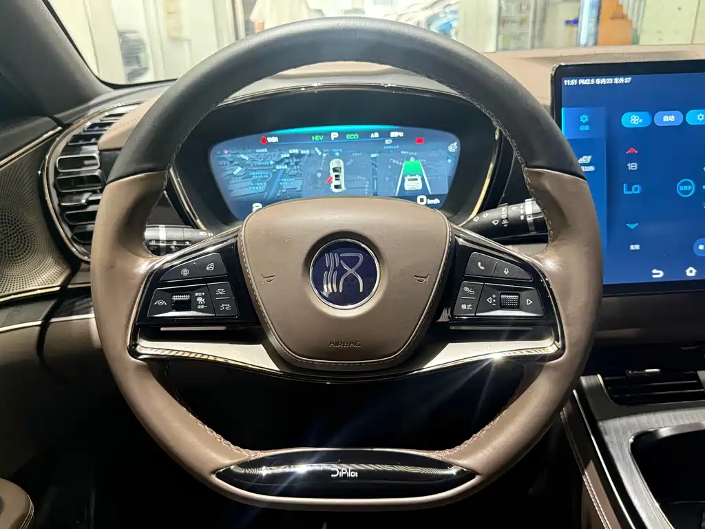 BYD Han — миниатюра 8