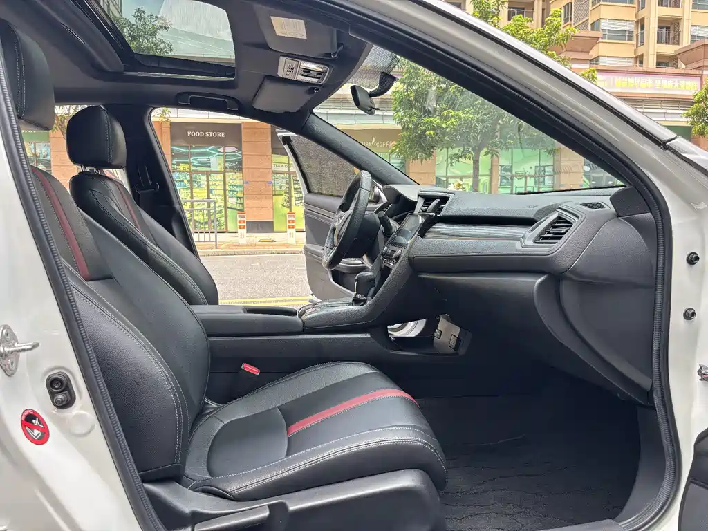 Honda Civic — миниатюра 11
