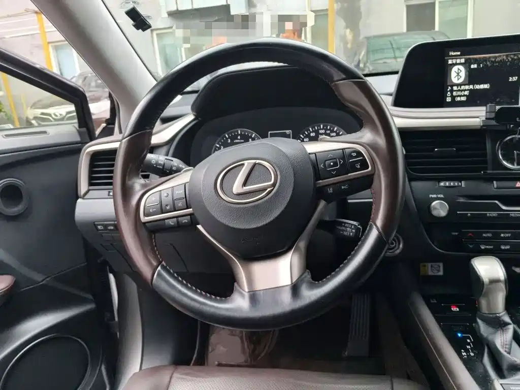 Lexus RX — миниатюра 11