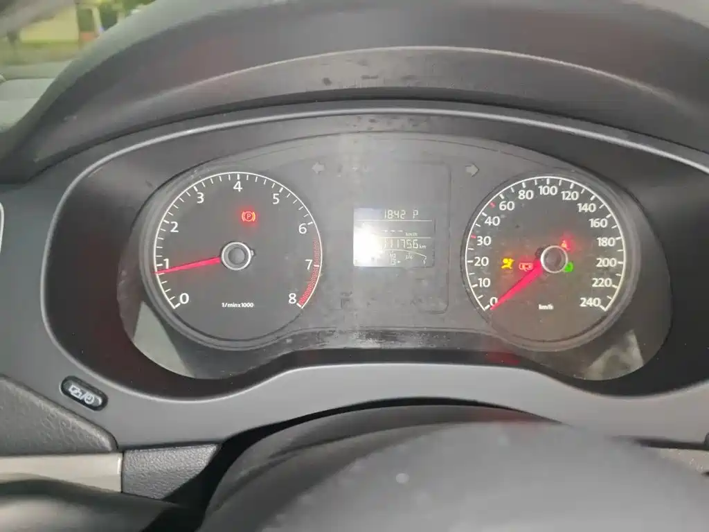 Volkswagen Sagitar — миниатюра 7