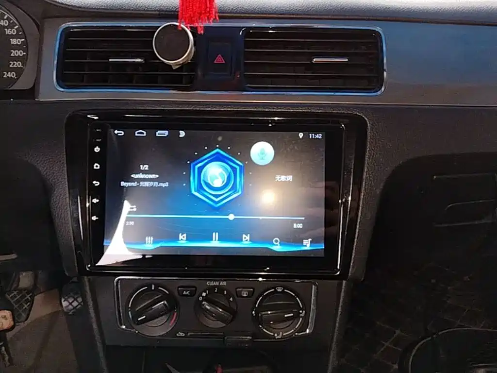 Volkswagen Santana — миниатюра 13