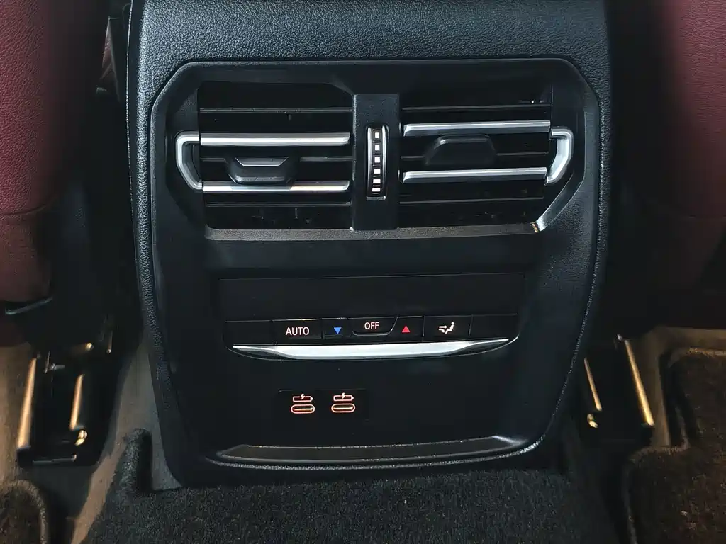 BMW 3 Series — миниатюра 11