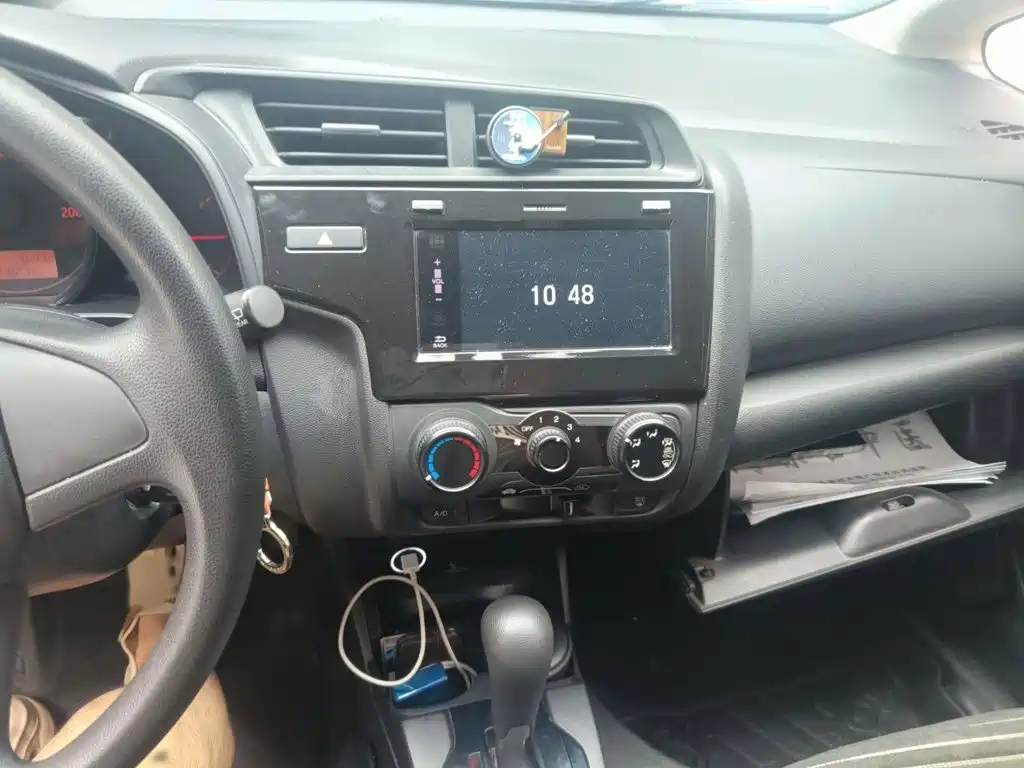 Honda Fit — миниатюра 6
