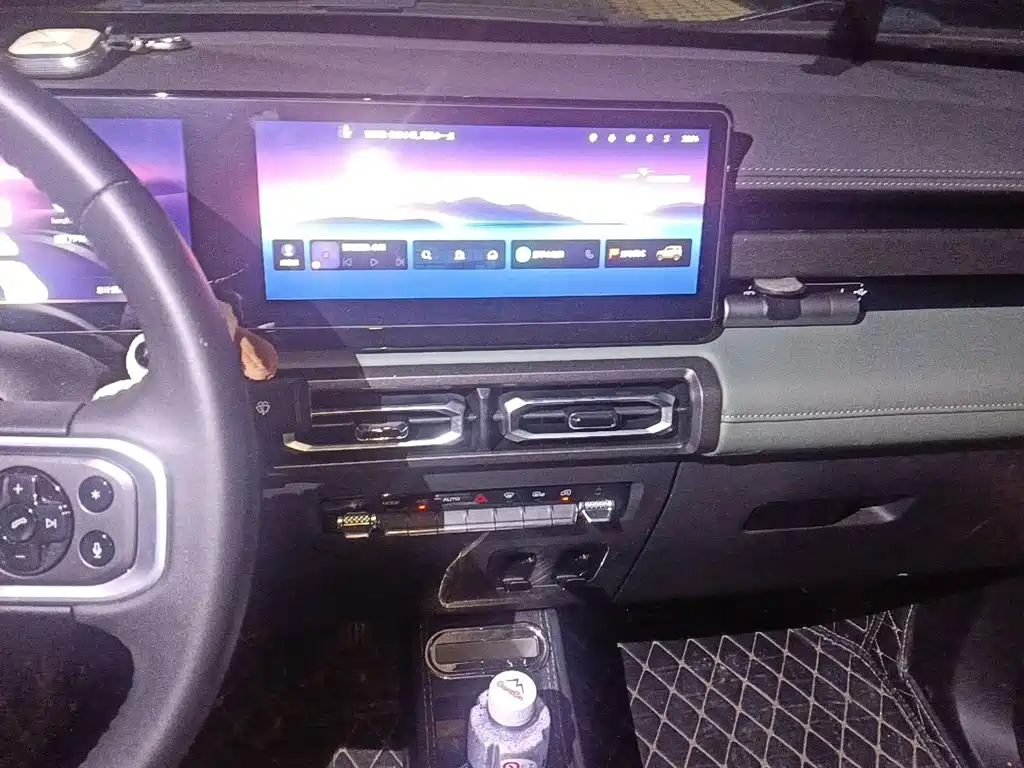 Baojun Yueye — миниатюра 10