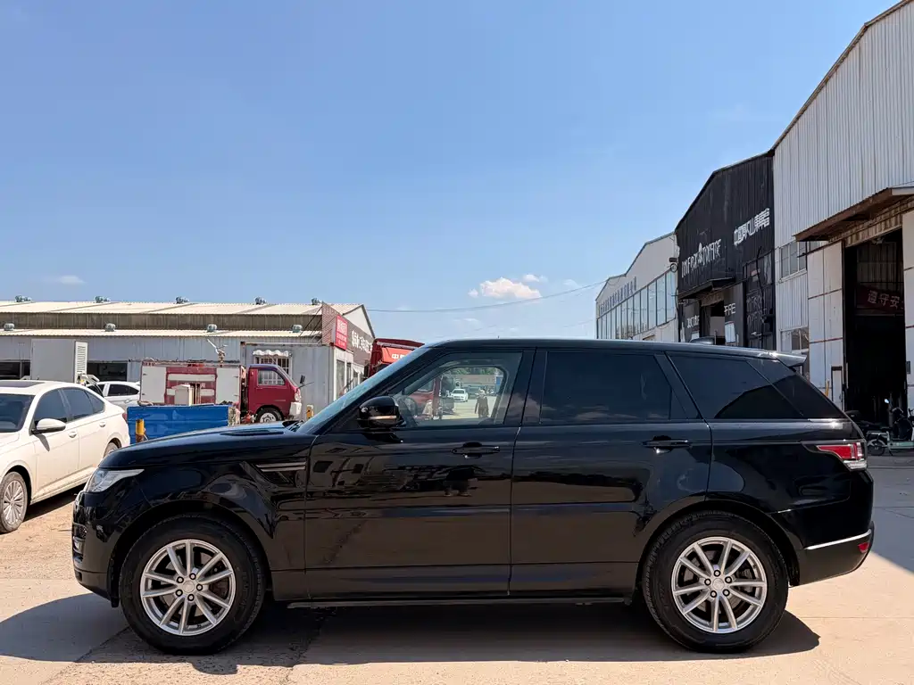Land Rover Range Rover Sport 2017 3.0 SC V6 SE