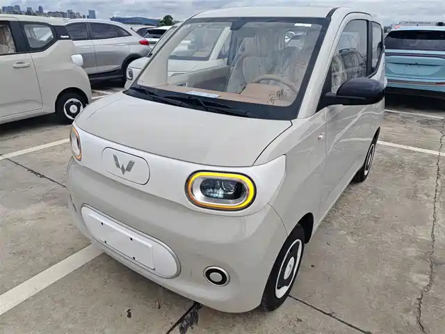 WULING AUTOMOBILE HONGGUANG MINIEV 2025