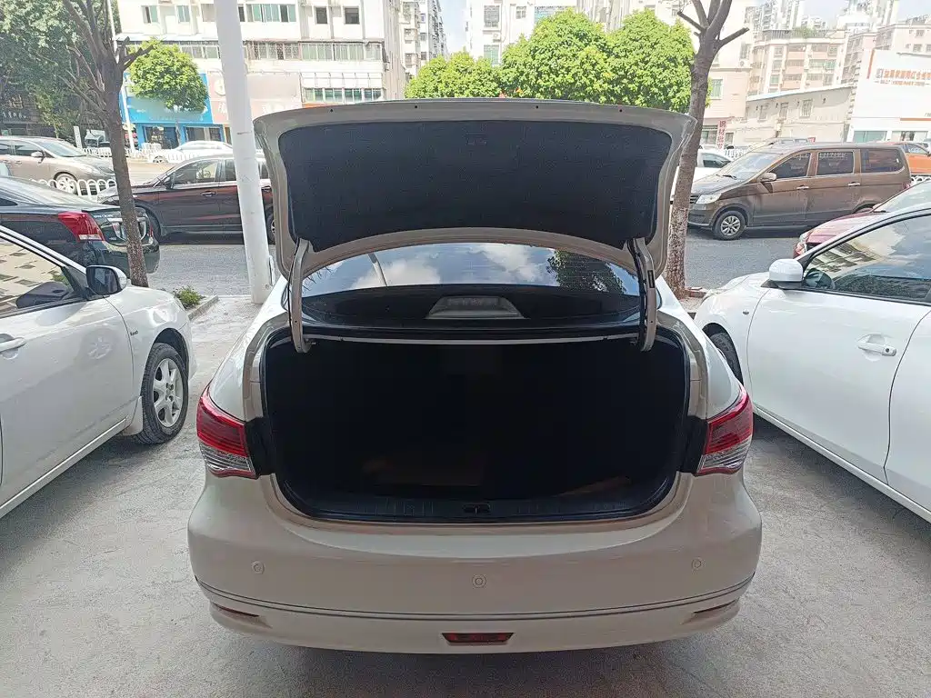 Nissan Sylphy — миниатюра 19