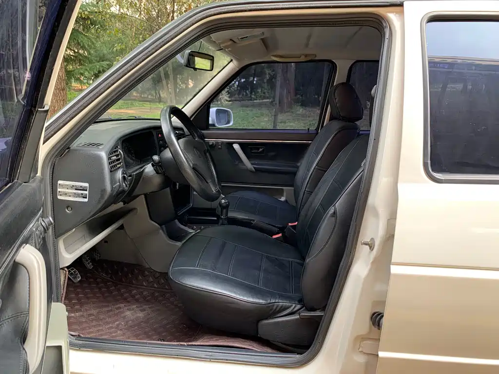 Volkswagen Jetta — миниатюра 7