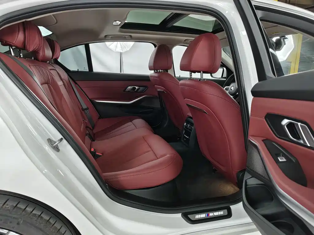BMW 3 Series — миниатюра 16