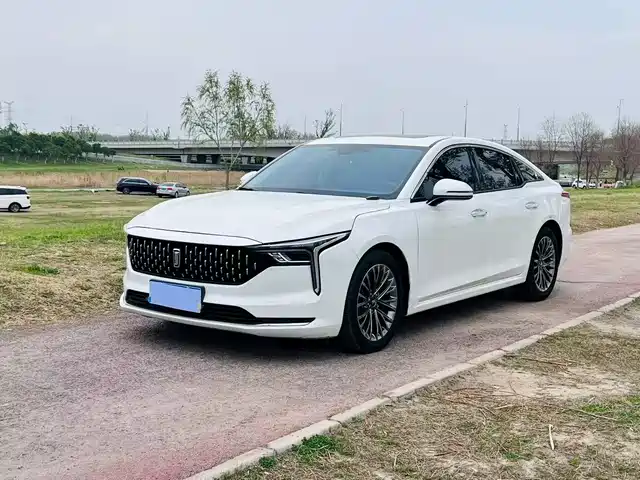 2023 Bestune B70