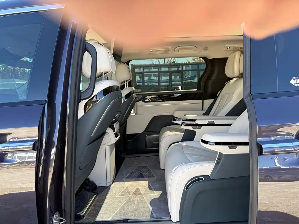 BYD Xia — миниатюра 8