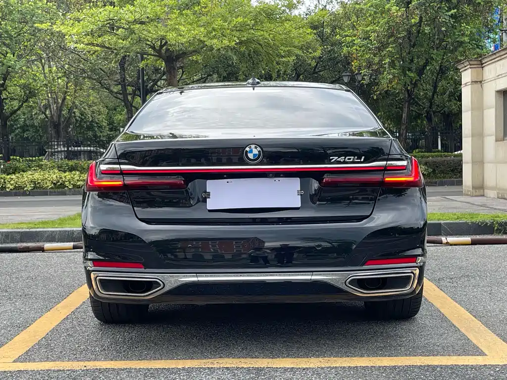 BMW 7 Series 7 2021 740Li Lead Luxury