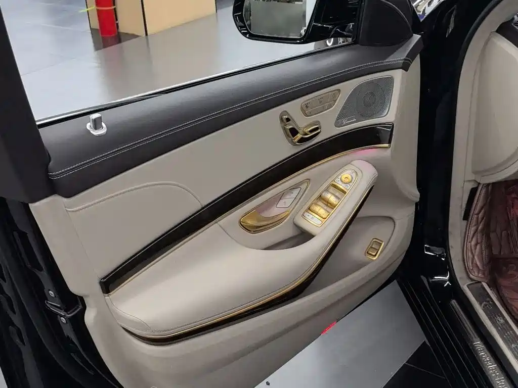 Mercedes-Benz S-Class — миниатюра 8