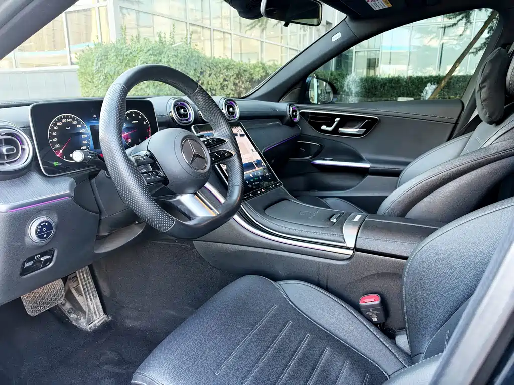 Mercedes-Benz C-Class — миниатюра 3