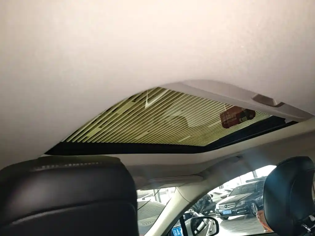 Ford Mondeo — миниатюра 18