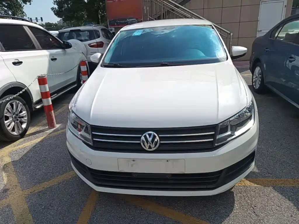 Volkswagen Santana — миниатюра 3