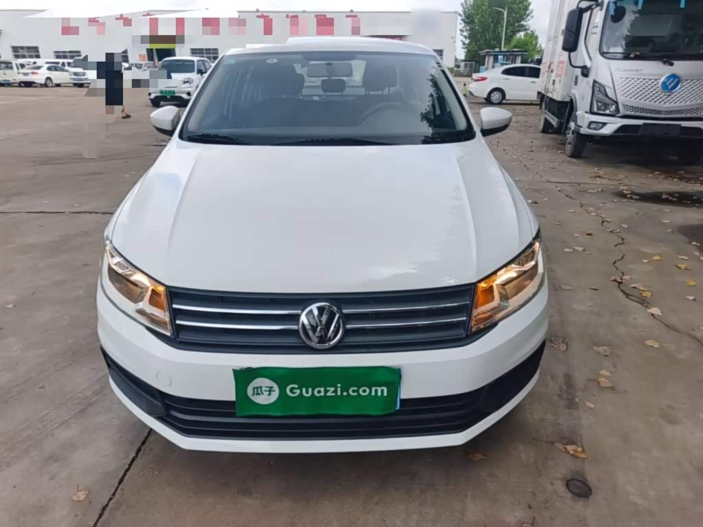Volkswagen Santana 1.5 л 2022 г. Белый, пробег 27300 км