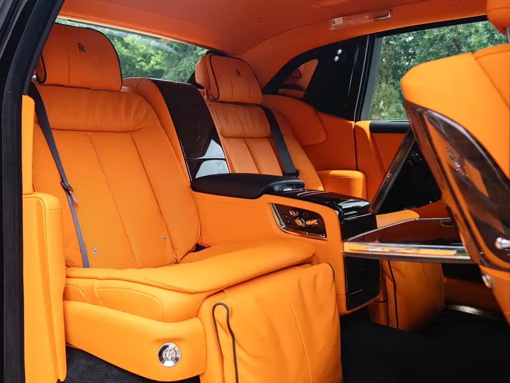 Rolls-Royce Phantom — миниатюра 26