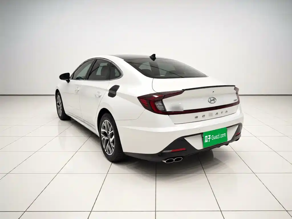 Hyundai Sonata — миниатюра 4