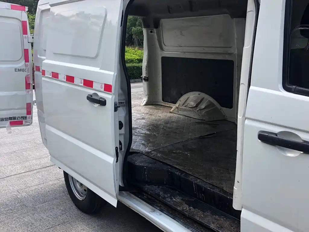 DONGFENG YUFENG EM26