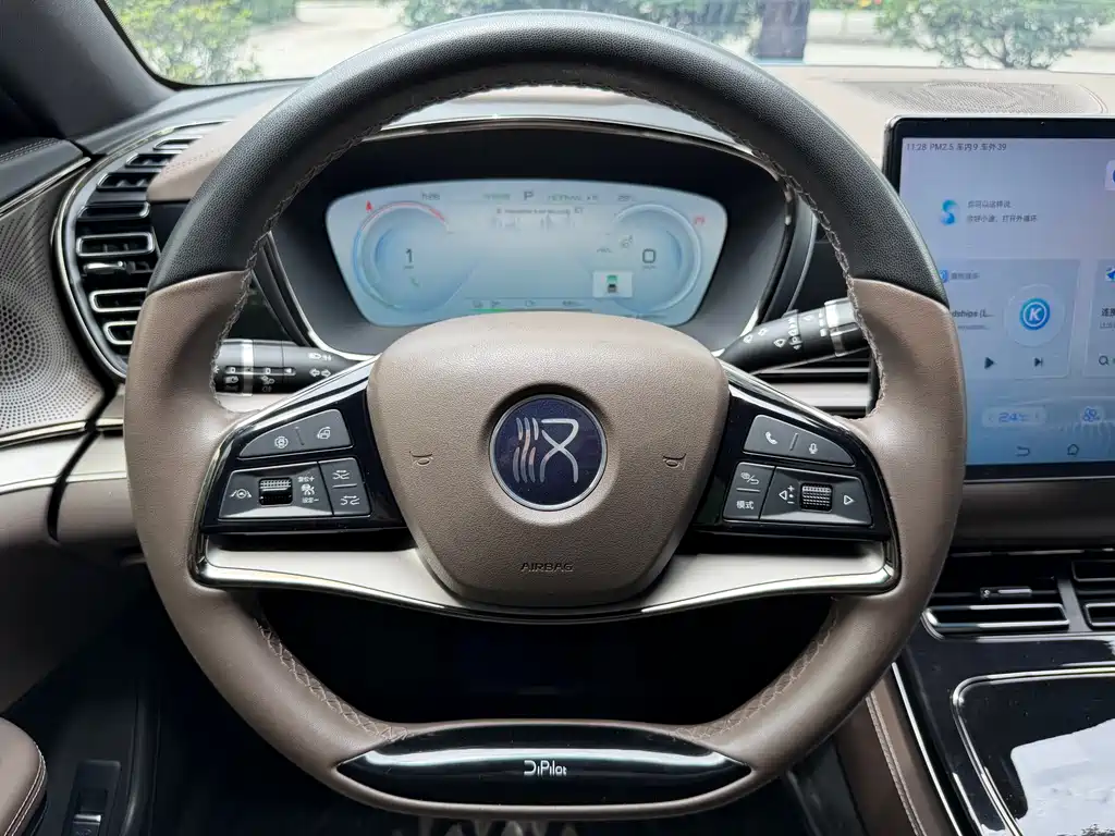 BYD Han 2023 EV Champion 605KM Luxury