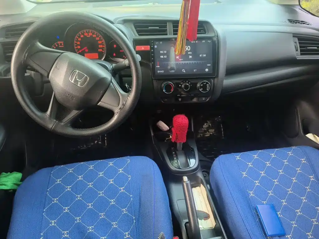 Honda Fit — миниатюра 13
