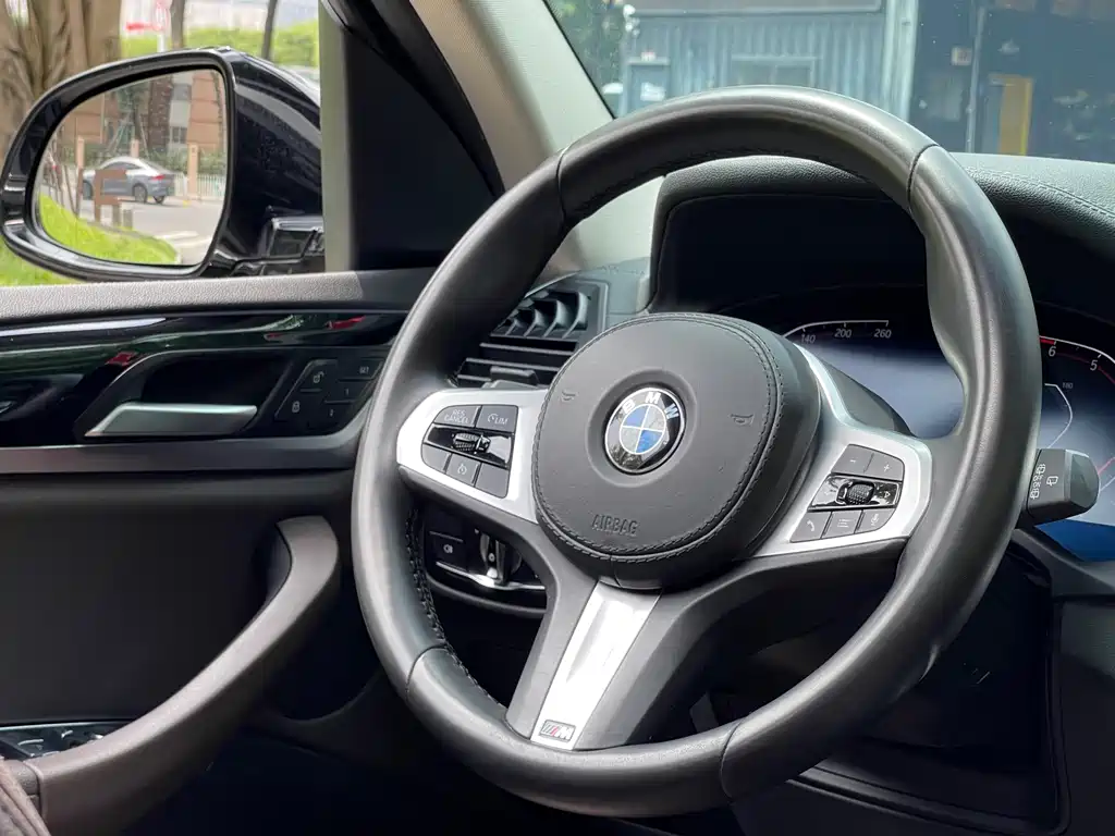 BMW X3 — миниатюра 8