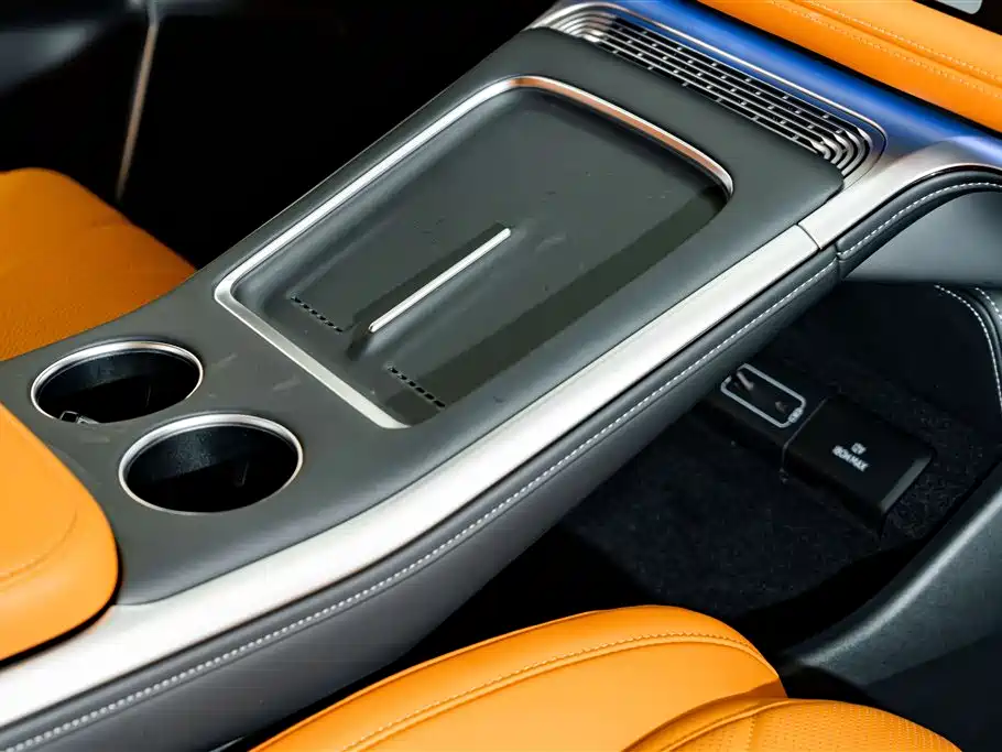 XPeng G9 — миниатюра 19