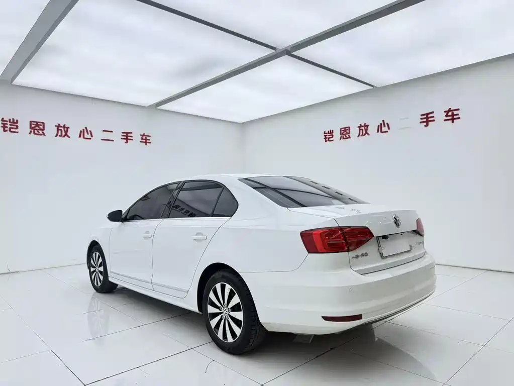 Volkswagen Sagitar — миниатюра 12