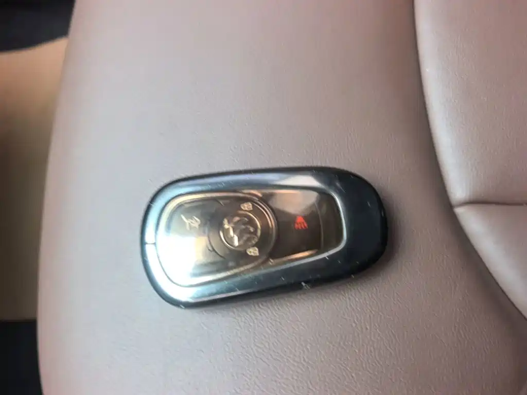 Buick Envision Plus — миниатюра 9