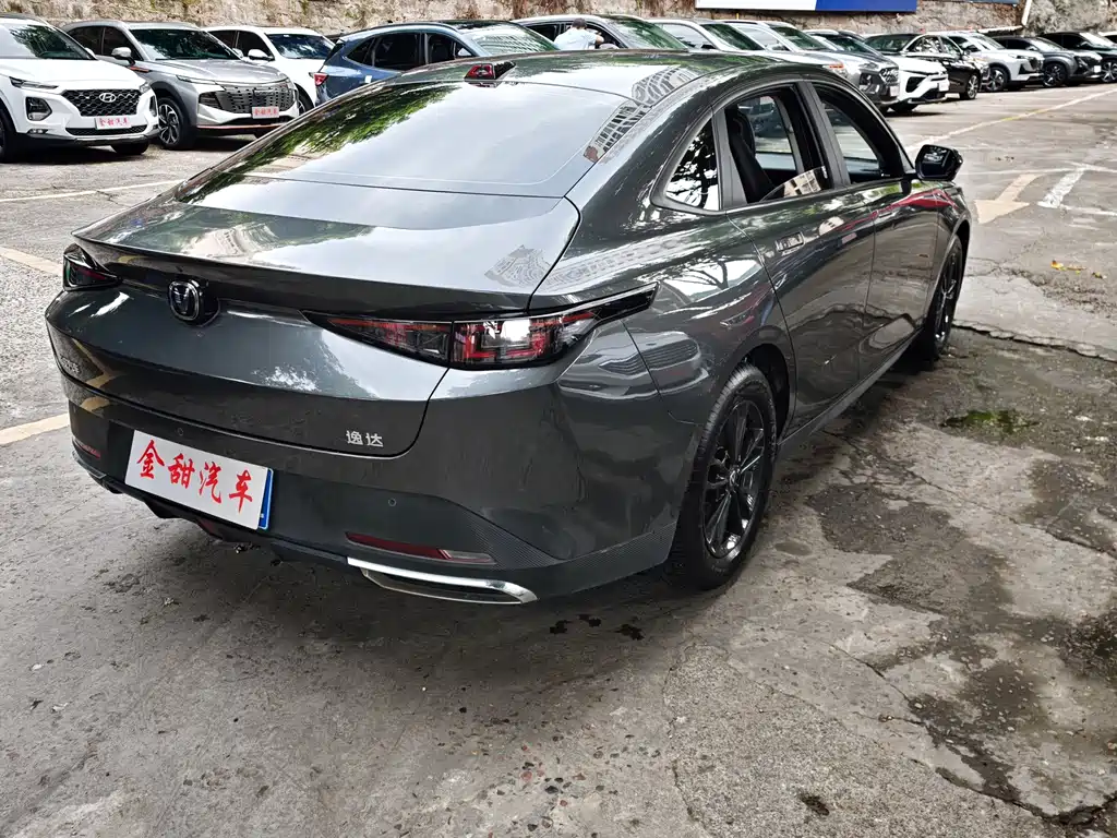 Changan Yida — миниатюра 6