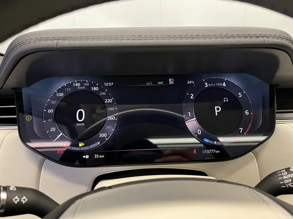 Land Rover Range Rover — миниатюра 15