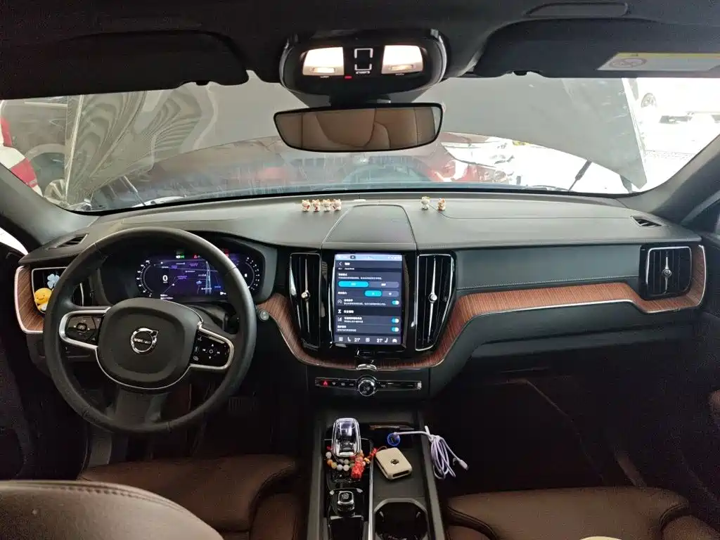 Volvo XC60 — миниатюра 5