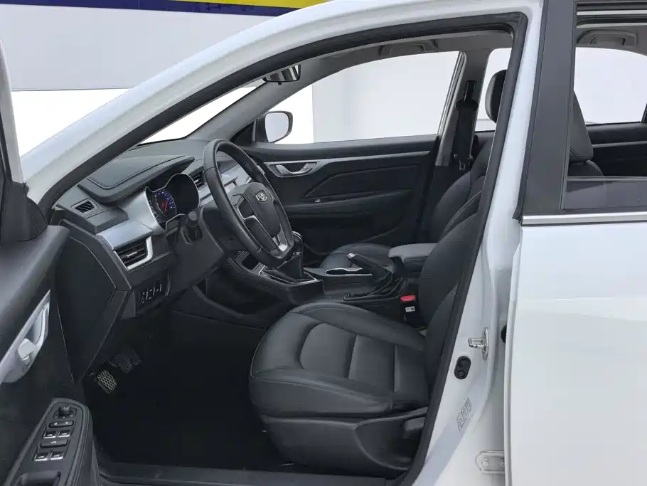 Geely Vision — миниатюра 9