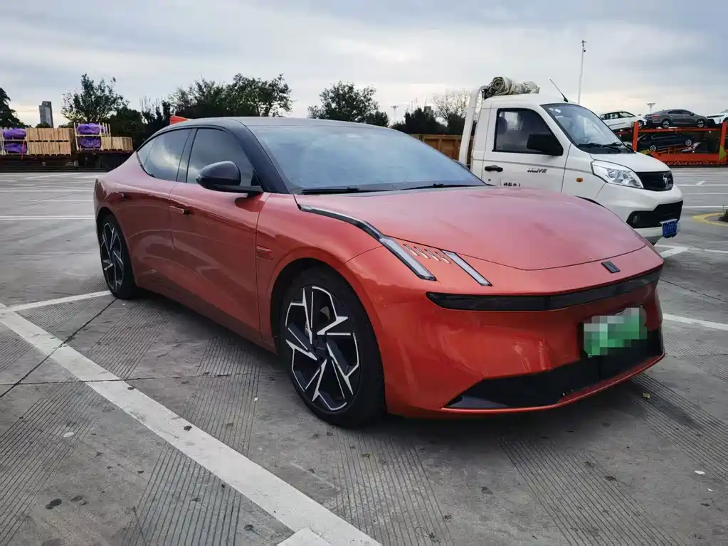 Lynk & Co Z10 — миниатюра 2