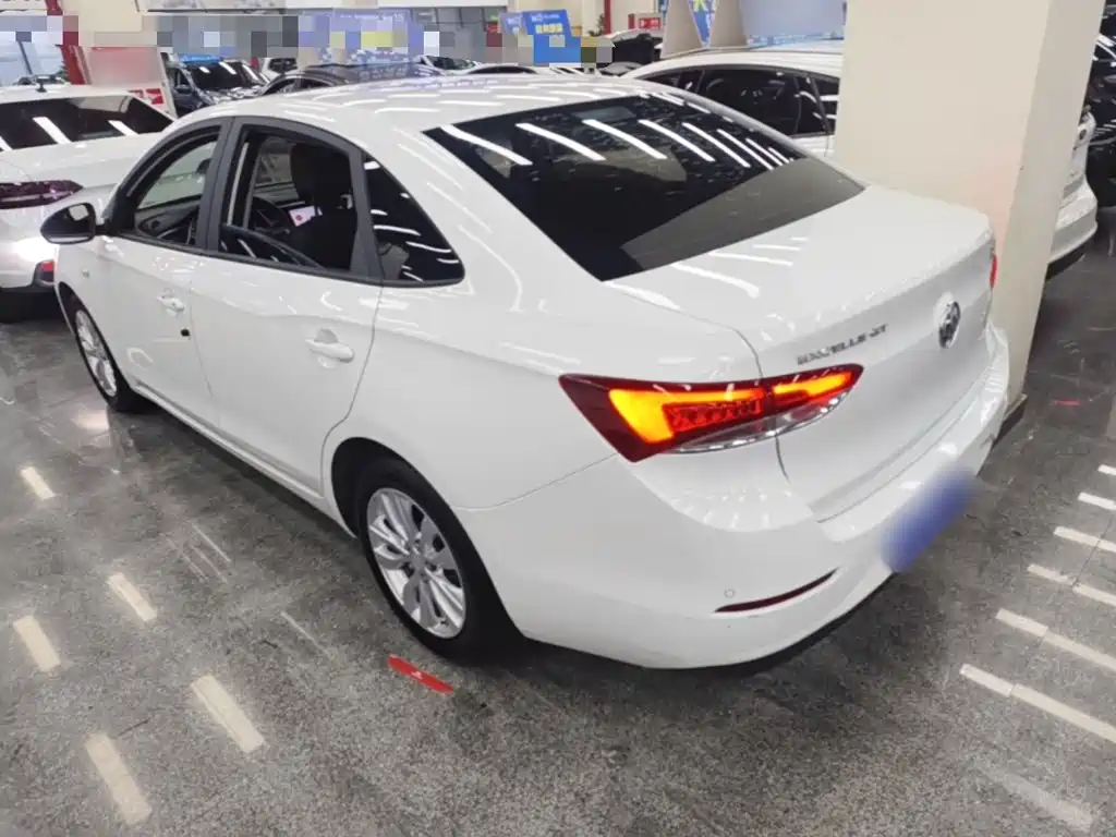 Buick Excelle — миниатюра 5
