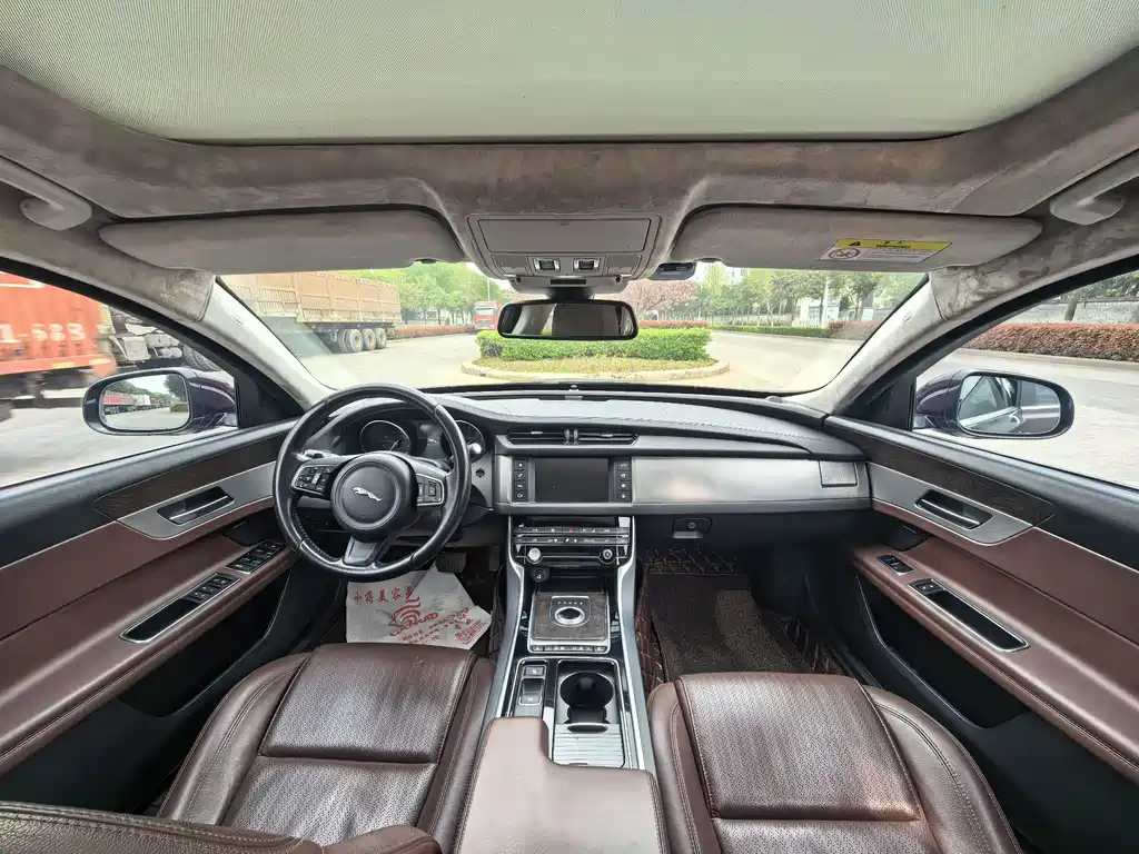 Jaguar XFL 2017 XFL 2.0T 240PS Luxury