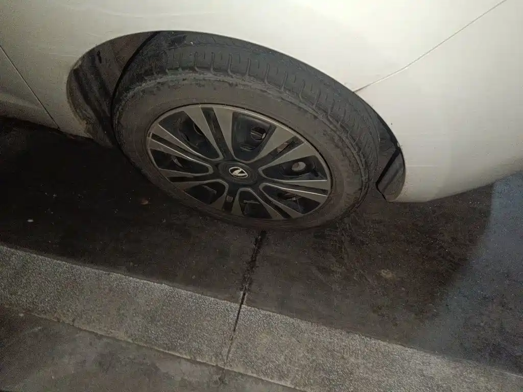 Changan Benben E-Star — миниатюра 10