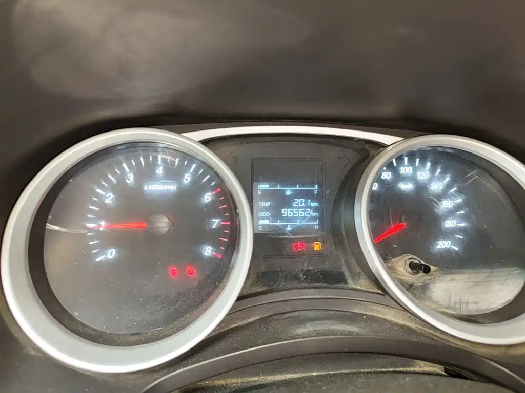 Wuling Hongguang — миниатюра 12