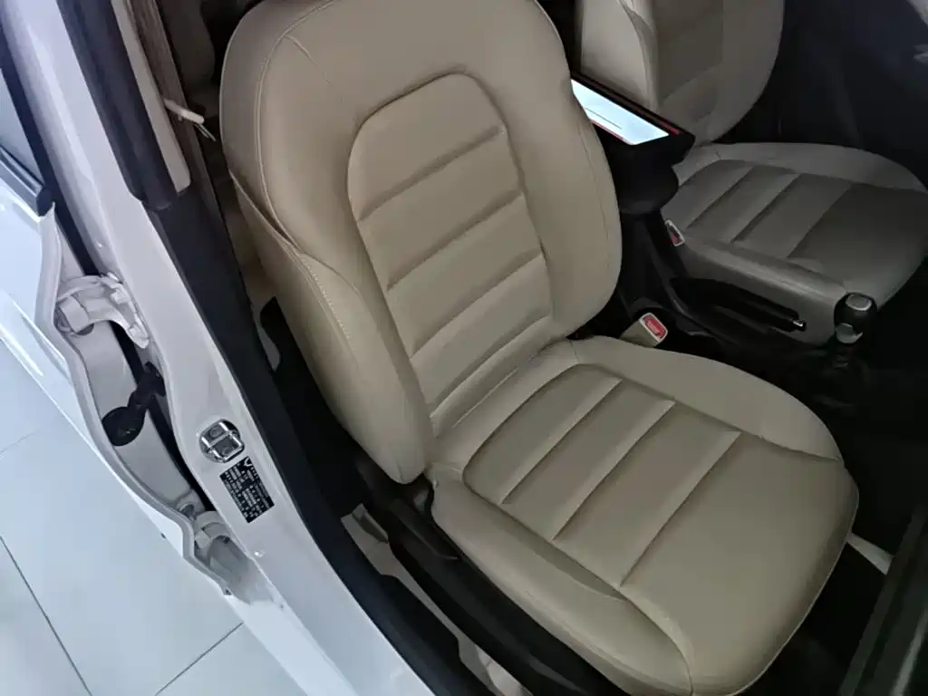 Wuling Hongguang — миниатюра 25