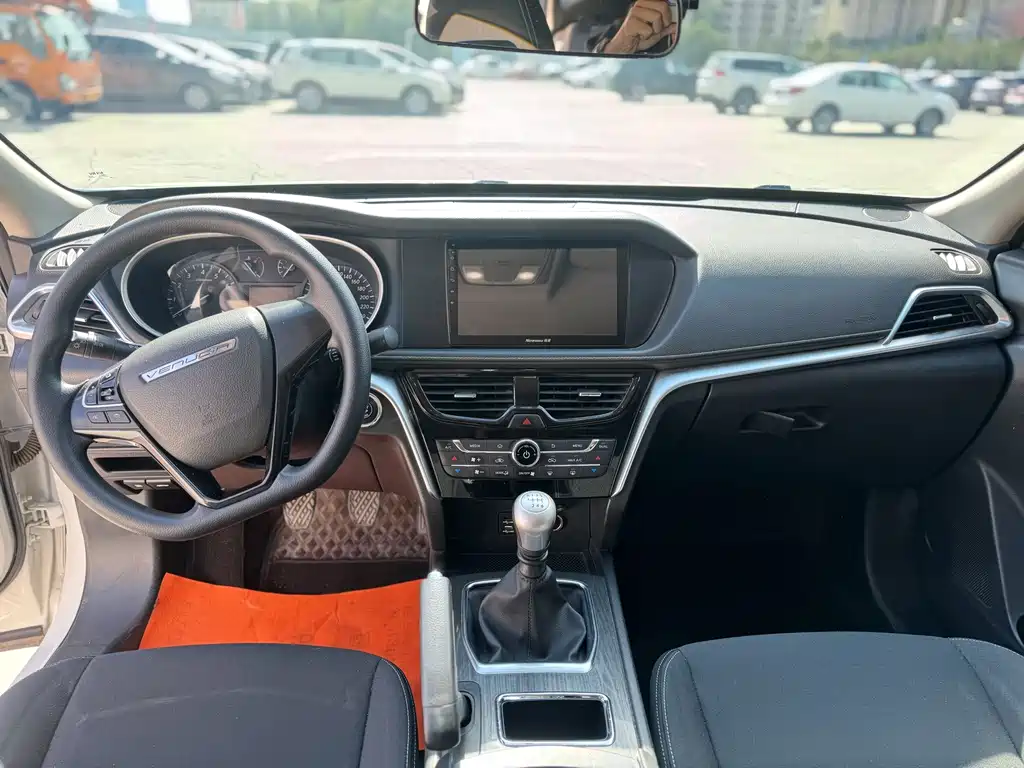 Venucia T90 — миниатюра 5