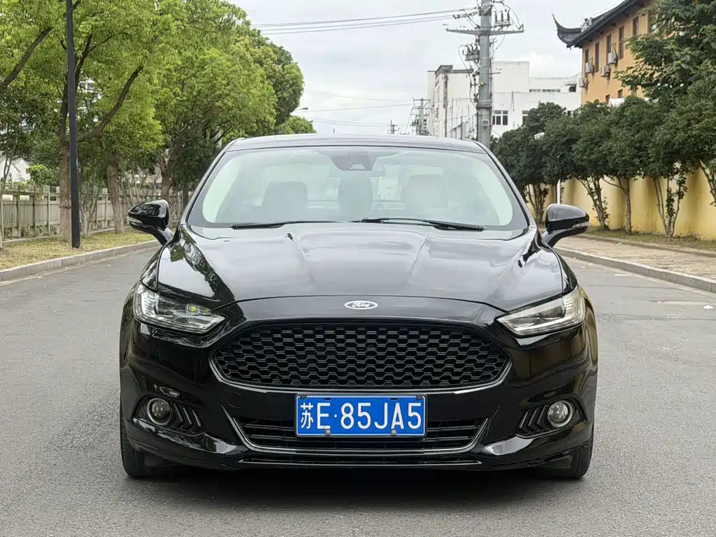 Ford Mondeo — миниатюра 2