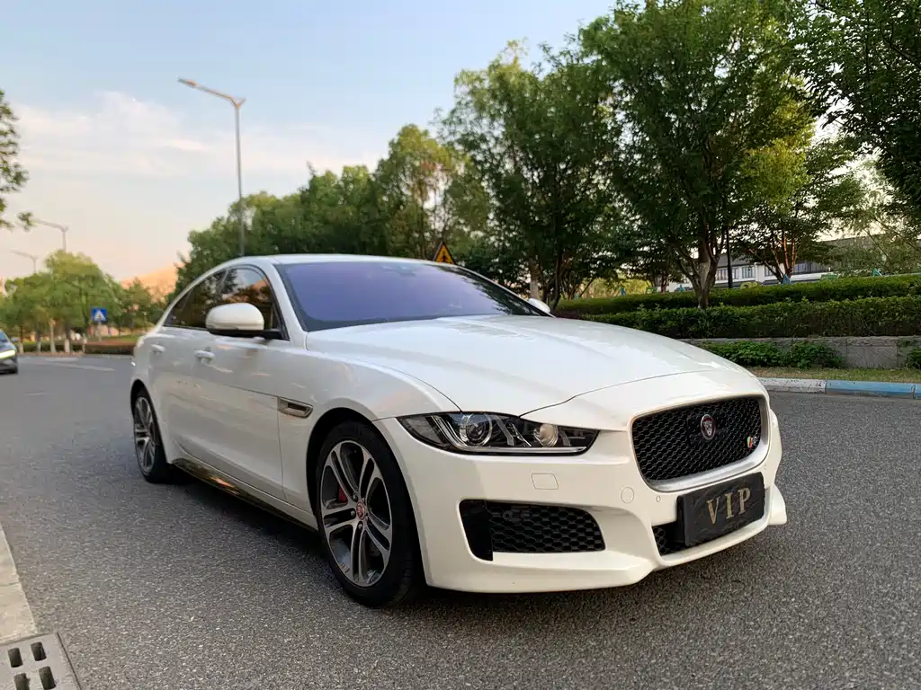 Jaguar XE 2017 3.0 SC 340PS S