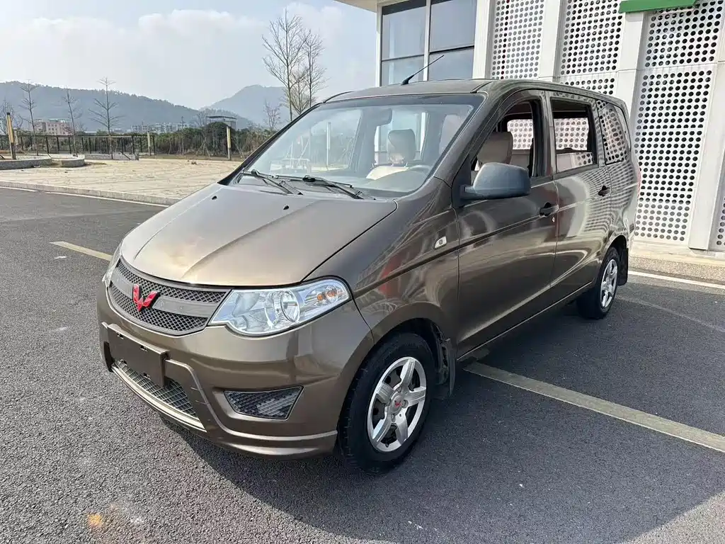 Wuling Hongguang — миниатюра 16