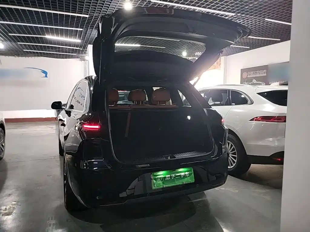 Li Auto Li L6 — миниатюра 19