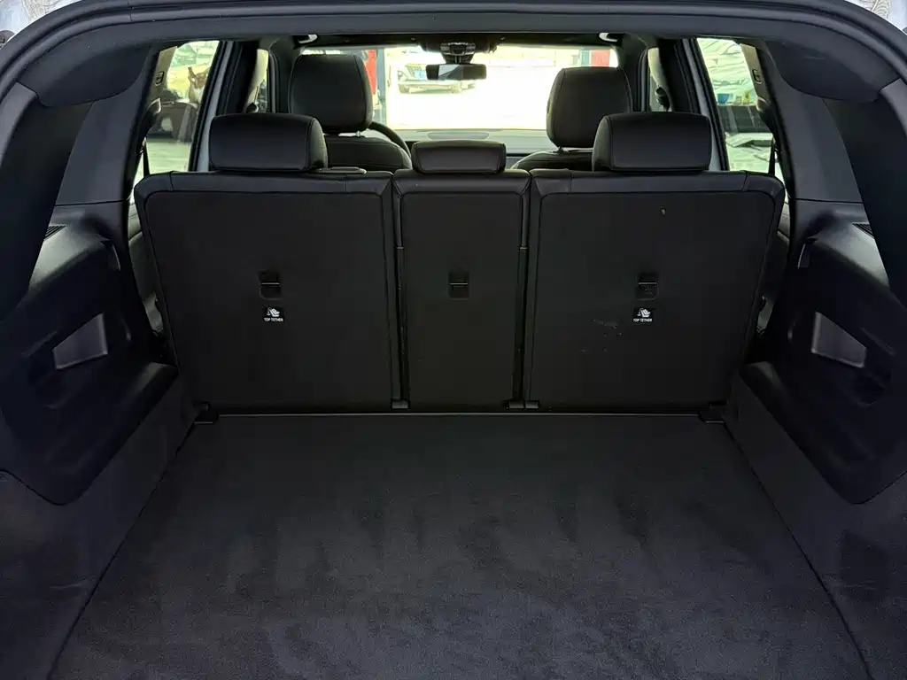 Mercedes-Benz GLB — миниатюра 17